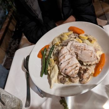 Papillon - Pasta with chicken - French Near Me - Fremont, California