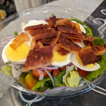 Conversations - B.L.T. salad - Cafes Near Me - Honolulu, Hawaii Conversations - B.L.T. salad - Cafes Near Me - Honolulu, Hawaii