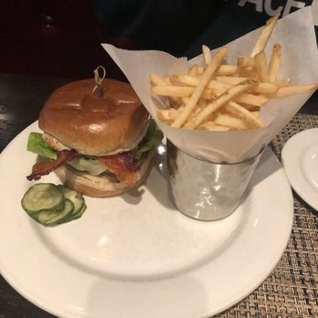 Max's Tavern - Cheeseburger - Steakhouses Near Me - Springfield, Massachusetts