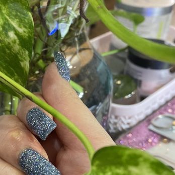 AR Salon Lashes Brows and Nails - SNS powder $45+tips - Eyelash Service Near Me - Lynnwood, Washington AR Salon Lashes Brows and Nails - SNS powder $45+tips - Eyelash Service Near Me - Lynnwood, Washington