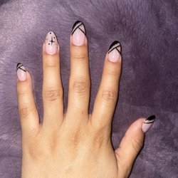 The Nail & Hair Room - Left hand