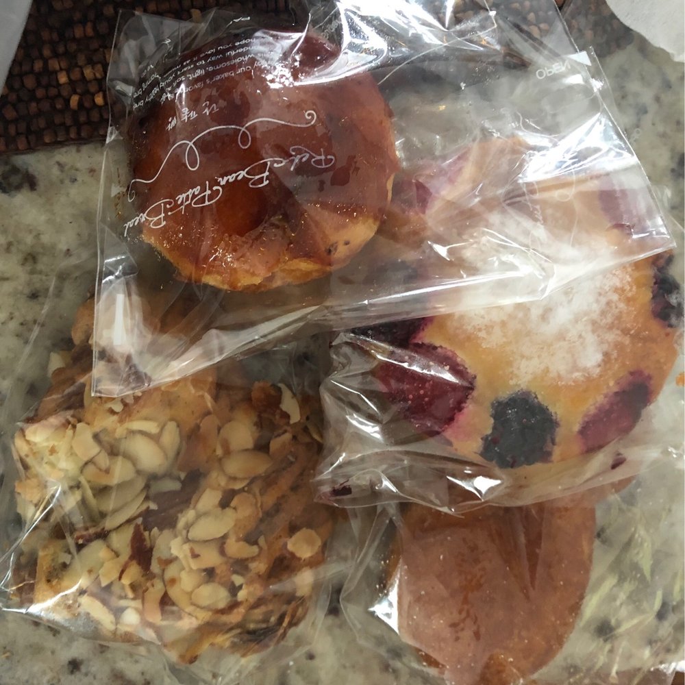 Paris Baguette - Coffee & Tea Near Me - Hackensack, New Jersey
