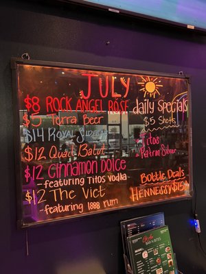 Giau bar n bites by null