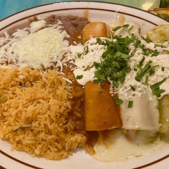 El Paso Mexican Restaurant - Enchiladas Banderita - Mexican Near Me - Springfield, Virginia El Paso Mexican Restaurant - Enchiladas Banderita - Mexican Near Me - Springfield, Virginia