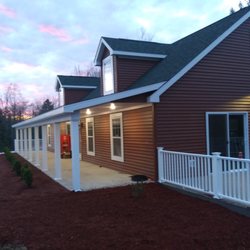Cedar Valley Campground - Campground office, store and rec room.