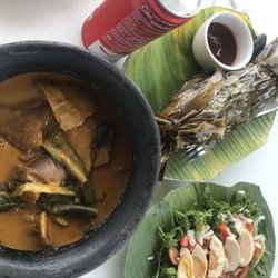 Apag Marangle - Don't miss to order their fern salad with fermented egg. Yummy
