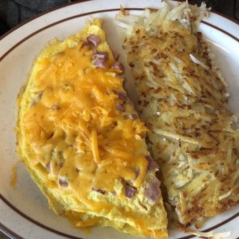 CJ's Cafe - Ham and cheese omelet, very good!!!! - American Near Me - Arroyo Grande, California