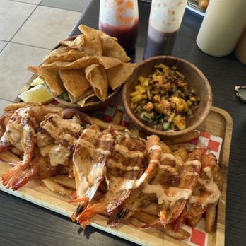 Pola's Mariscos - Seafood Near Me - Montclair, California
