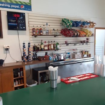 Kimball Golf Club - Full bar with drinks and food - Golf Near Me - Kimball, Minnesota