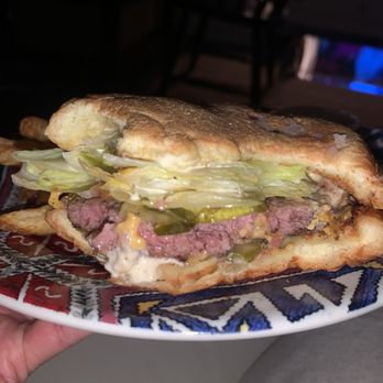 Small Cheval- Old Town - Uncooked burger, ice cold to the touch - Burgers Near Me - Chicago, Illinois