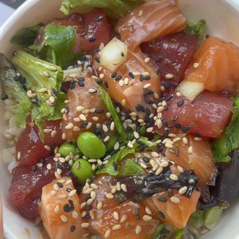 Maguro Spot - tuna and salmon poke with jalapeno sauce - Seafood Near Me - Honolulu, Hawaii