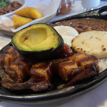 Tipico Rinconcito Colombiano - Bandeja Paisa El Rinconcito Meal - Colombian Near Me - Hollywood, Florida