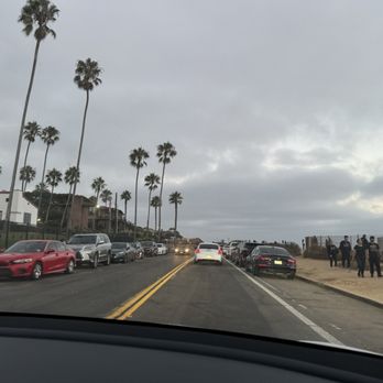 Sunset Cliffs Natural Park - Sunset street with all the beautiful homes with their decks. - Parks Near Me Sunset Cliffs Natural Park - Sunset street with all the beautiful homes with their decks. - Parks Near Me
