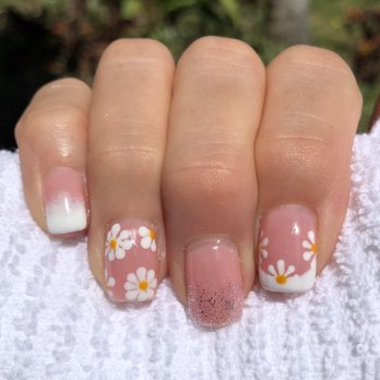 Garden Nails - Nail Salons Near Me - Kapolei, Hawaii