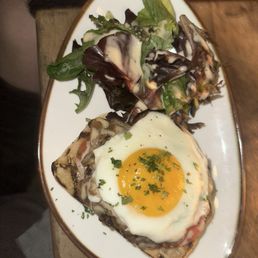 Bacari Burger