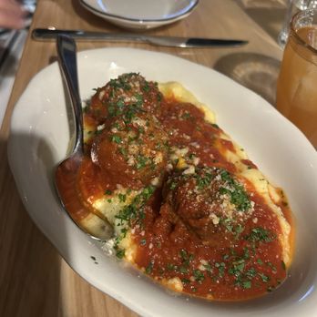 Bar 'Cino - Italian Near Me - Brookline, Massachusetts