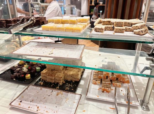 Fresh Harvest Buffet by null