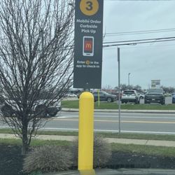 McDonald's - Curbside pick up