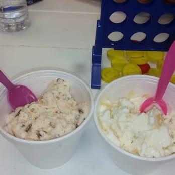 Private Island Ice Cream - Vanilla potato chips with honey, and walnut cayenne maple honey. - Caterers Near Me Private Island Ice Cream - Vanilla potato chips with honey, and walnut cayenne maple honey. - Caterers Near Me