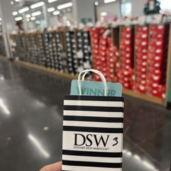DSW - Gift card scavenger hunt!!!