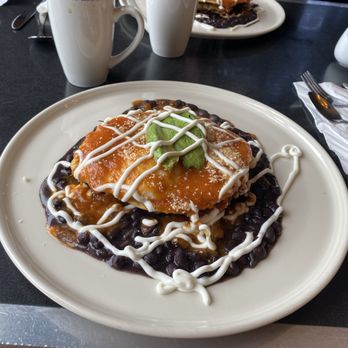 Mia Cafe and Wine Bar - Rancho Huevos...delicious! - Wine Bars Near Me - Kirkland, Washington