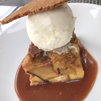 Modern Hotel - Apple Bread Pudding - Hotels Near Me - Boise, Idaho