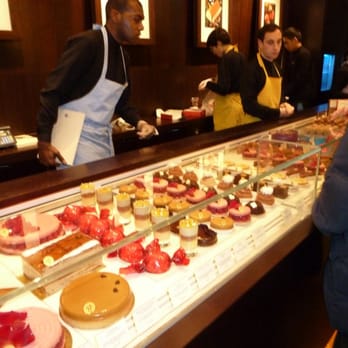 Pierre Hermé - Chocolatiers & Shops Near Me - Paris, 75 Pierre Hermé - Chocolatiers & Shops Near Me - Paris, 75