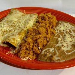 Las Margaritas Mexican Restaurant - Enchilada dinner