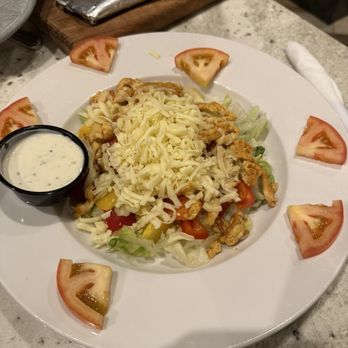 Carretas Mexican restaurant - Chicken salad - Mexican Near Me - Ballwin, Missouri Carretas Mexican restaurant - Chicken salad - Mexican Near Me - Ballwin, Missouri