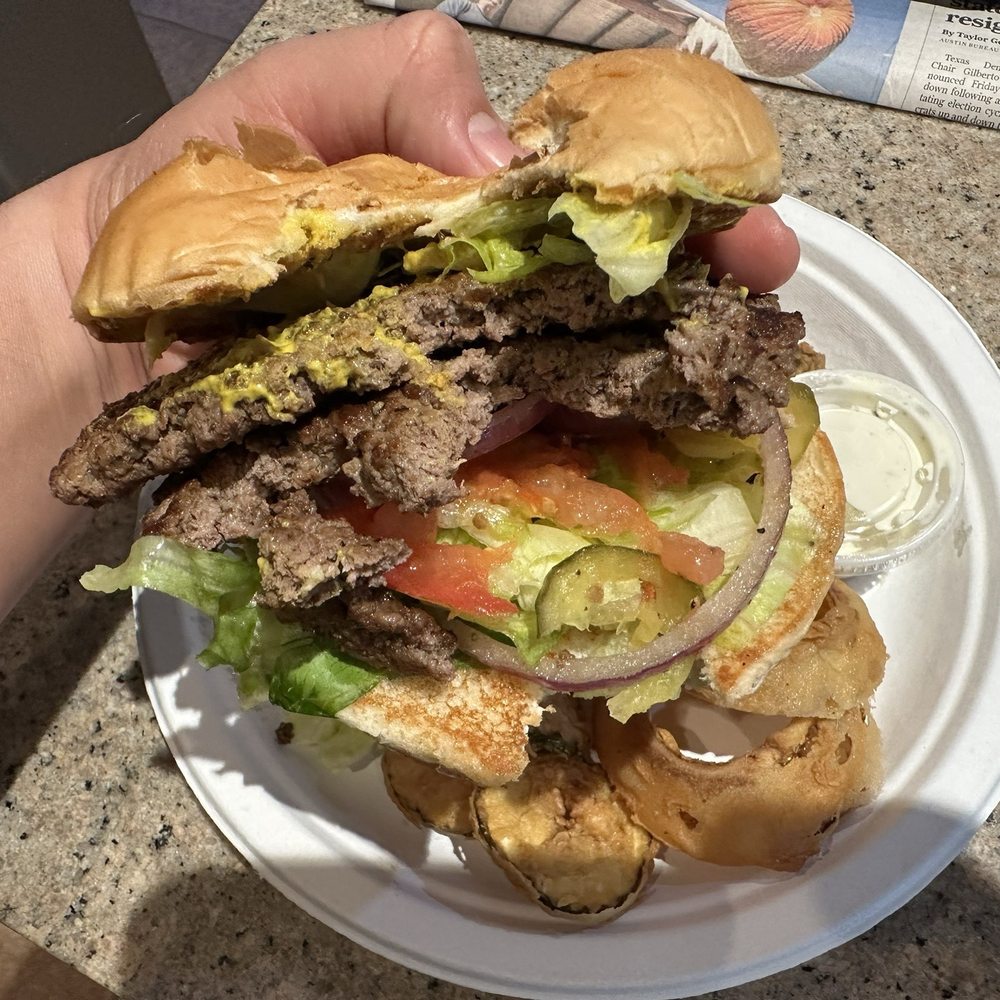 Stomp's Burger Joint 2 - Handful - Burgers Near Me - Pearland, Texas Stomp's Burger Joint 2 - Handful - Burgers Near Me - Pearland, Texas