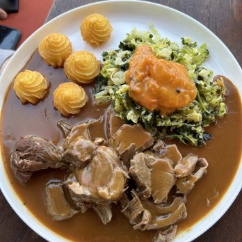 Eckerts - Venison. Potatoes. Kohlrabi with apricot - Breakfast & Brunch Near Me - Bamberg, BY