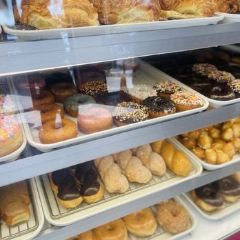 Linda's Donuts - Donuts Near Me - Riverside, California Linda's Donuts - Donuts Near Me - Riverside, California
