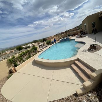 United Pool Service - Pool Cleaners Near Me - Albuquerque, New Mexico