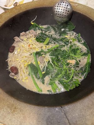 Yunnan Steam Fish Pot by null