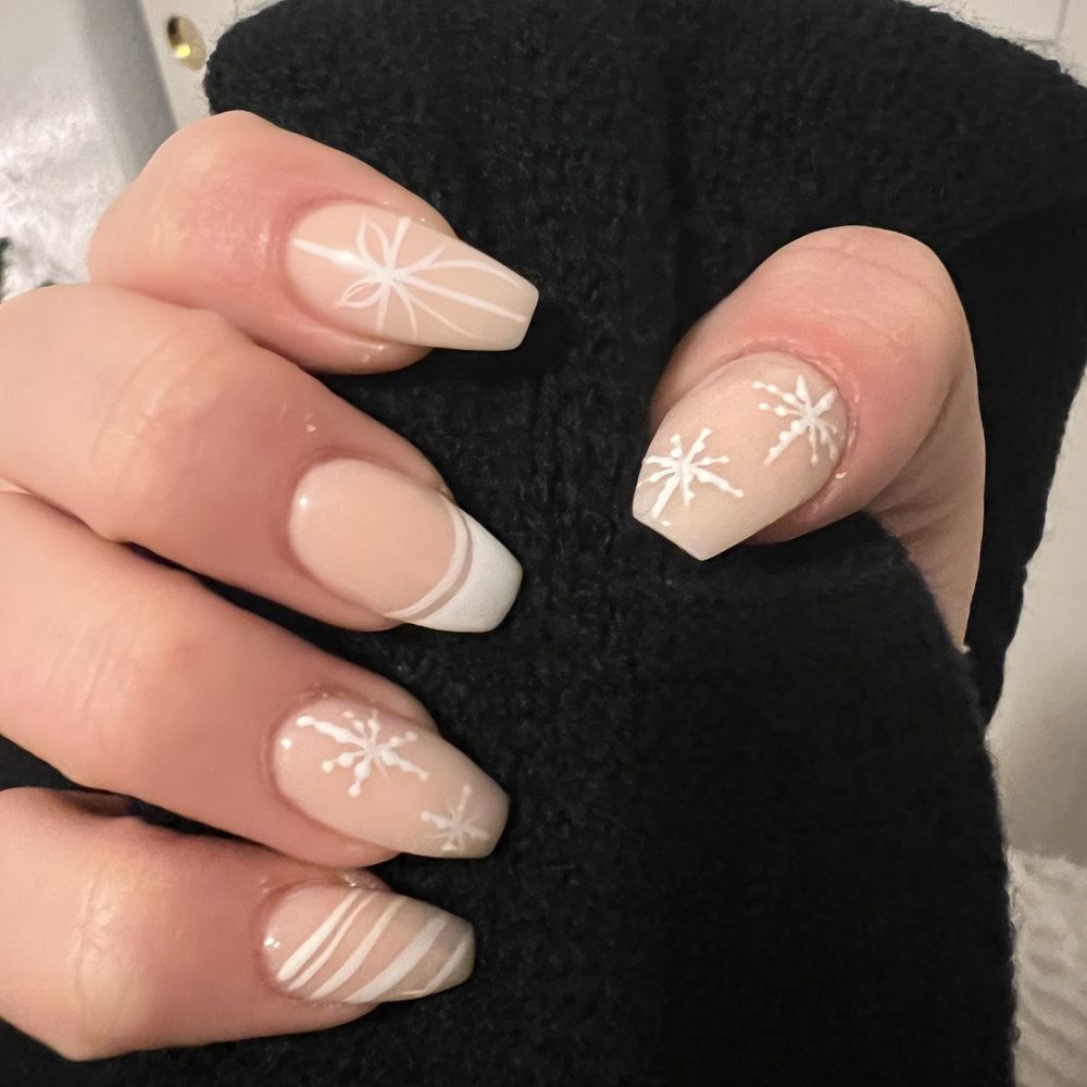 Cozy Nail Spa - Love these holiday nail designs by our nail artist! - Nail Salons Near Me - Carson City, Nevada Cozy Nail Spa - Love these holiday nail designs by our nail artist! - Nail Salons Near Me - Carson City, Nevada