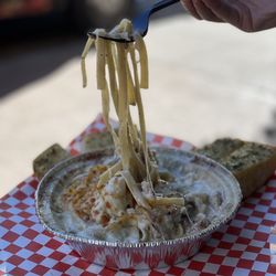 New York Pizza - Palo Alto - Chicken Alfredo Pasta (1/2 Pan)