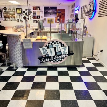 Classic Fun Center - Ice cream bar - Skating Rinks Near Me - Orem, Utah