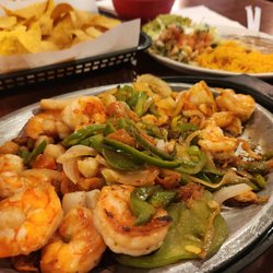 Rivers' Mexican Cantina & Grill - Shrimp and scallop fajitas