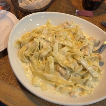 Romas Pizza & Pasta - Chicken Alfredo Fettuccini - Pizza Near Me - Little Elm, Texas Romas Pizza & Pasta - Chicken Alfredo Fettuccini - Pizza Near Me - Little Elm, Texas