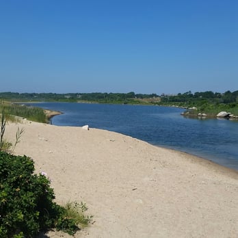 Benson Avenue Beach - Marsh area near the beach. - Amateur Sports Teams Near Me - Westerly, Rhode Island