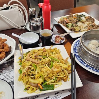 Mama Lu's Dumpling House - Shanghainese Near Me - Arcadia, California Mama Lu's Dumpling House - Shanghainese Near Me - Arcadia, California