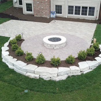 Western Dupage Landscaping - Patio/fireplace - Landscaping Near Me - Naperville, Illinois Western Dupage Landscaping - Patio/fireplace - Landscaping Near Me - Naperville, Illinois