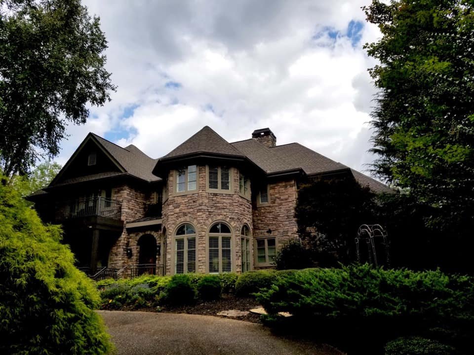 Slide of United Contracting and Roofing