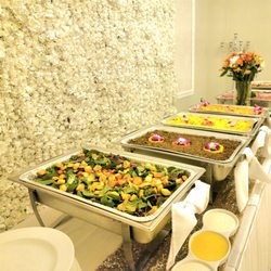Sisters Catering & Decor