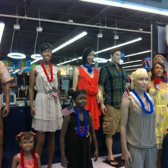 Old Navy - Men's Clothing Near Me - Hingham, Massachusetts Old Navy - Men's Clothing Near Me - Hingham, Massachusetts