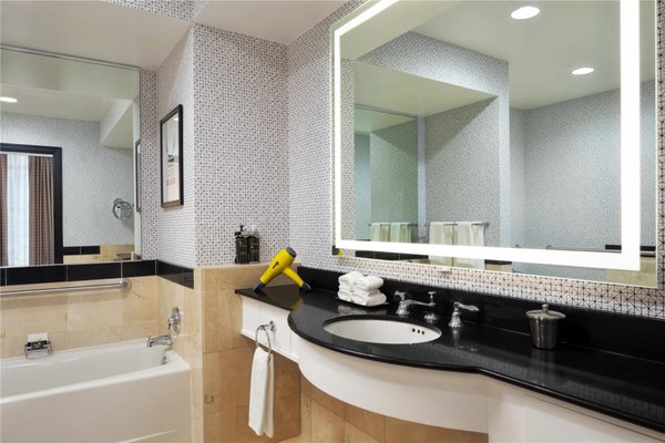 Hyatt Centric Downtown Minneapolis by null