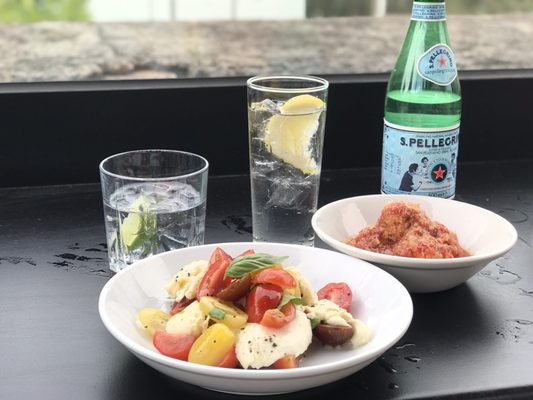 Johnny’s Green Room by null