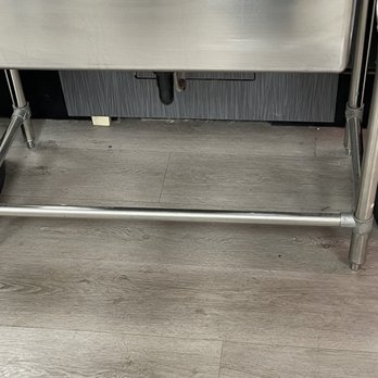 Suds Laundromat - Dust mites and debris. - Laundromat Near Me - Surprise, Arizona