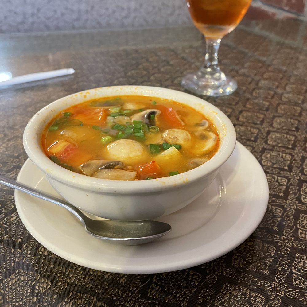 Hot & sour shrimp soup & iced tea Hot & sour shrimp soup & iced tea