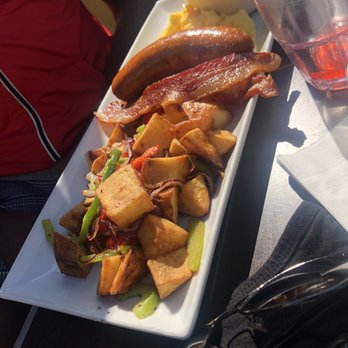 Gallagher's Pub & Grill - Yummy - Pubs Near Me - Long Beach, California Gallagher's Pub & Grill - Yummy - Pubs Near Me - Long Beach, California